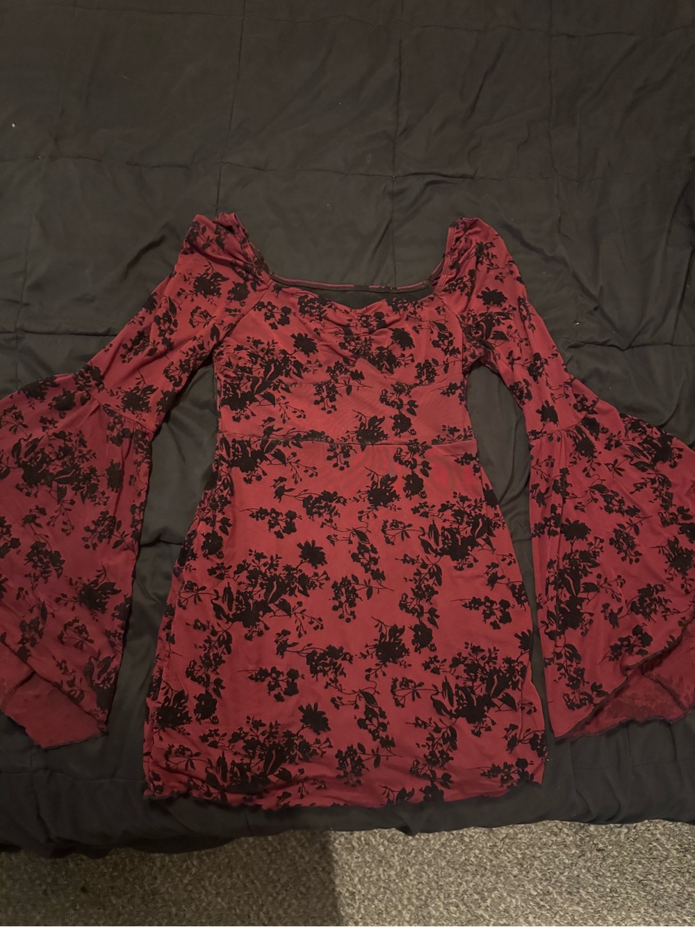 Women's Burgundy Floral Bell-Sleeve Mini Dress